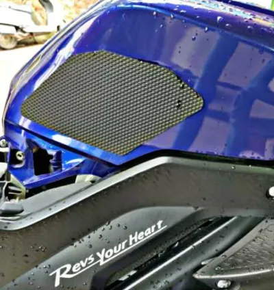 Grip-on Tank Grip for R15-V3